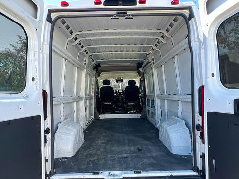 Used 2023 RAM ProMaster 2500 image 34