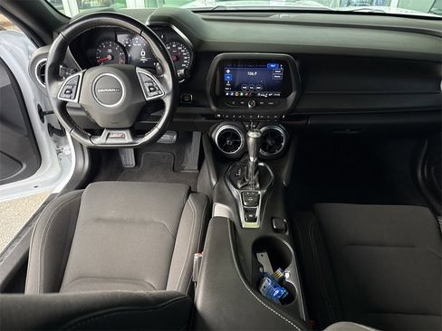 Used 2022 Chevrolet Camaro SS image 19