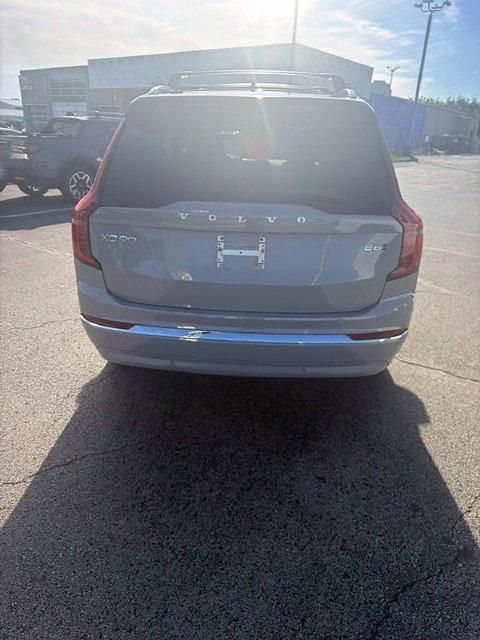 Used 2026 Volvo XC90 B6 Plus w/ Protection Package AWD/4WD image 6