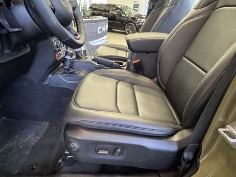 New 2025 Jeep Wrangler Unlimited Rubicon 392 image 14