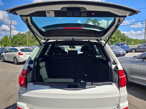 Used 2011 BMW X5 M image 23