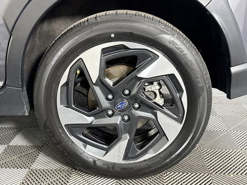 Used 2024 Subaru Crosstrek 2.5i Limited w/ Crosstrek Mirror Package image 36