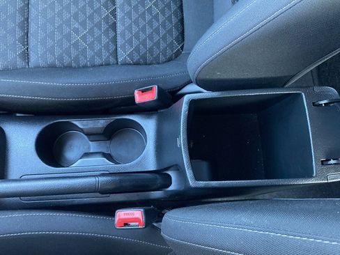 Used 2019 Kia Rio S image 32