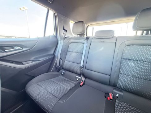 Used 2025 Chevrolet Equinox LT image 38