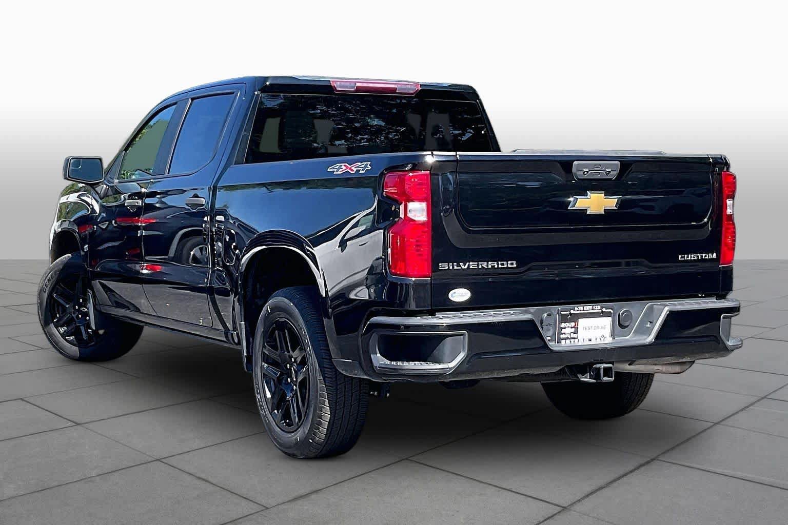 Used 2024 Chevrolet Silverado 1500 Custom AWD/4WD image 12