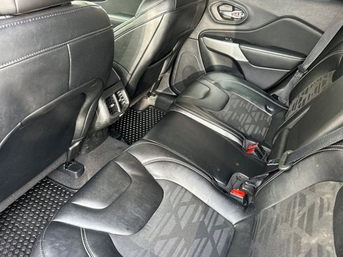 Used 2022 Jeep Cherokee Latitude image 13