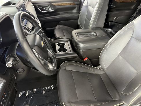 Used 2023 Chevrolet Tahoe Premier AWD/4WD image 19