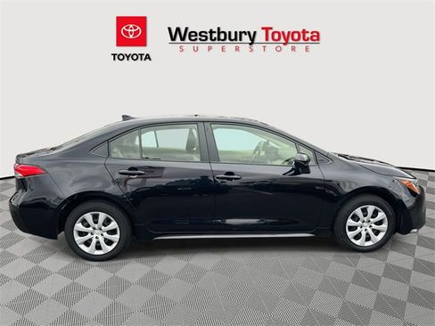 Certified 2023 Toyota Corolla LE image 6