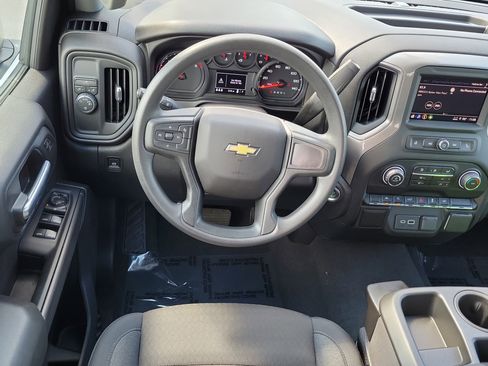 Used 2026 Chevrolet Silverado 1500 Custom w/ Turbomax Blackout Package RWD image 18