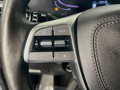 Used 2023 Kia Telluride EX w/ EX Captain's Chair Package AWD/4WD image 17