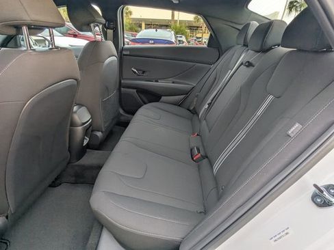 New 2026 Hyundai Elantra SEL Sport image 12