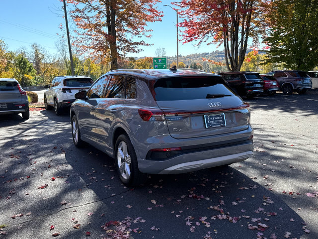Used 2022 Audi Q4 e-tron Premium Plus AWD/4WD image 2