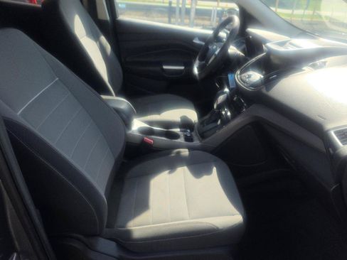 Used 2014 Ford Escape SE w/ Equipment Group 201A FWD image 11