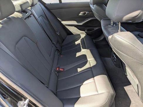 Used 2020 BMW 330i Sedan w/ Driving Assistance Package RWD image 20