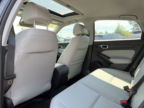 Used 2025 Acura Integra FWD image 12