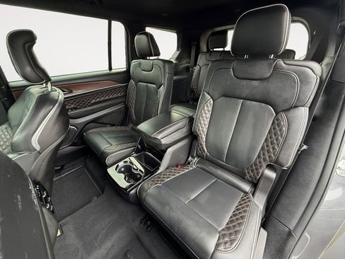 Used 2023 Jeep Grand Cherokee L Summit image 13