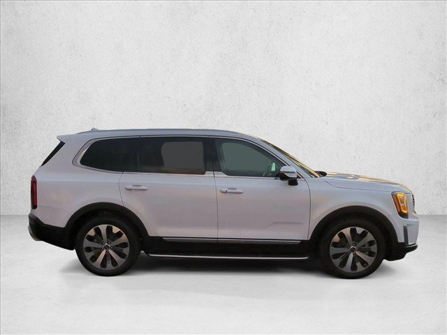 Used 2021 Kia Telluride EX w/ EX Premium Package FWD image 4