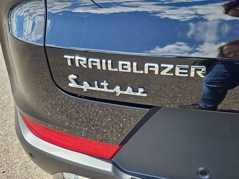 New 2025 Chevrolet TrailBlazer ACTIV w/ Convenience Package FWD image 31