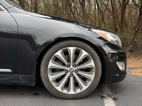 Used 2013 Hyundai Genesis 5.0 R-Spec image 32