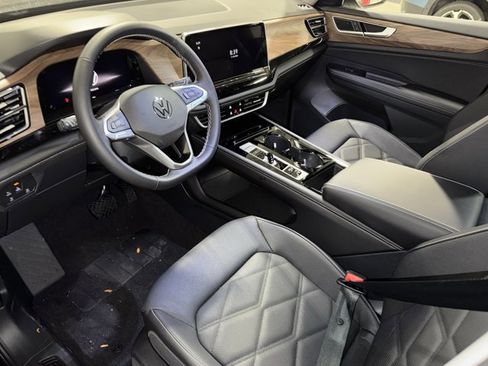 New 2026 Volkswagen Atlas SE image 22