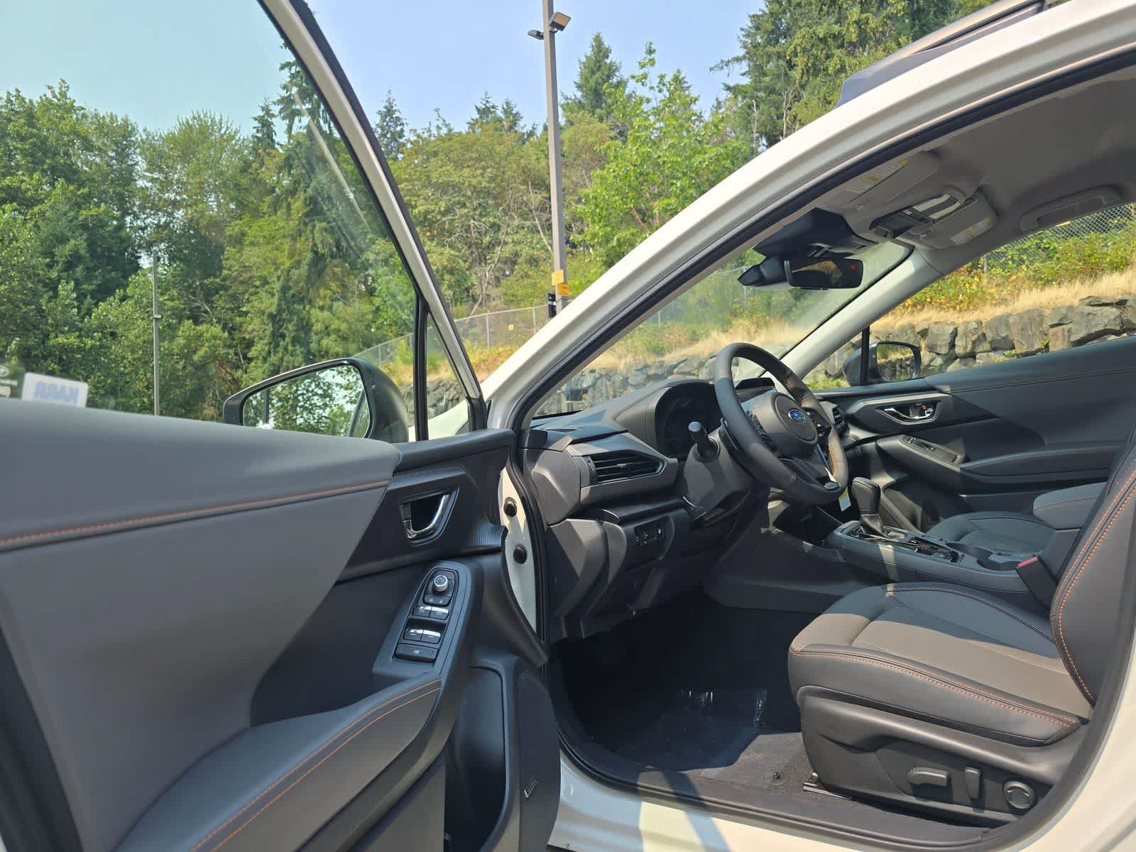 New 2026 Subaru Crosstrek 2.5i Limited w/ Crosstrek Mirror Package AWD/4WD image 21