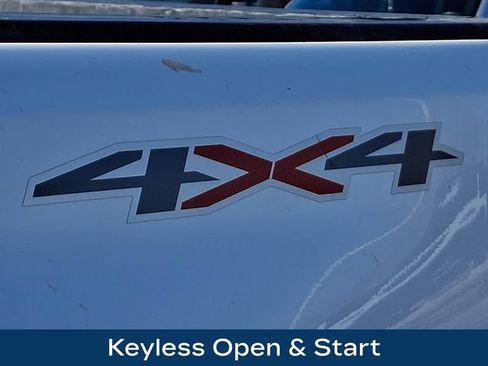 Used 2022 Chevrolet Silverado 2500 LTZ w/ LTZ Premium Package image 33