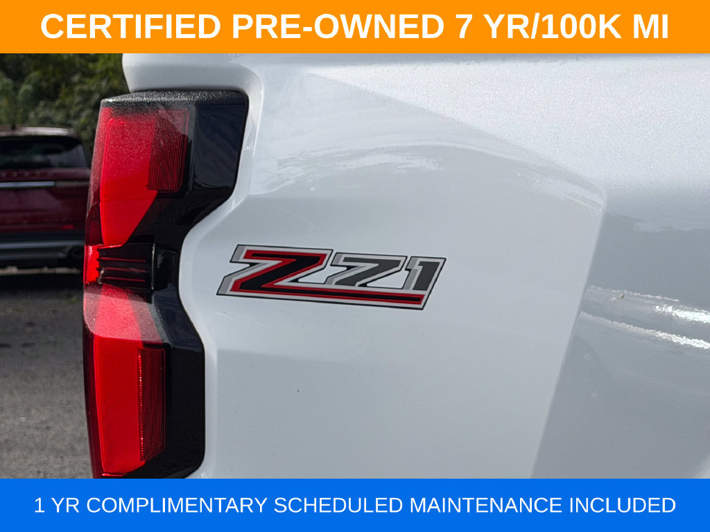 Used 2025 Chevrolet Colorado Z71 w/ Technology Package AWD/4WD image 9
