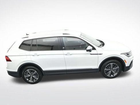 Used 2024 Volkswagen Tiguan Wolfsburg Edition FWD image 30