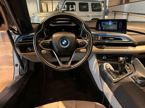 Used 2014 BMW i8 AWD/4WD image 17