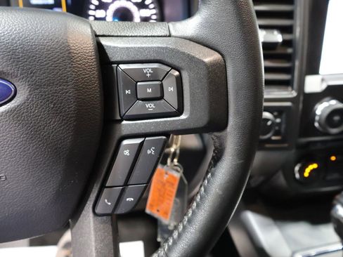 Used 2018 Ford F150 XLT w/ Equipment Group 302A Luxury AWD/4WD image 36
