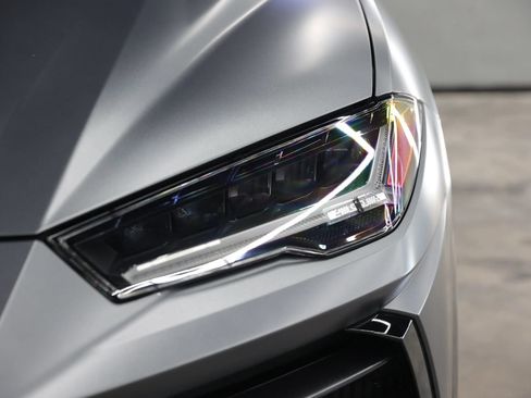 Used 2020 Lamborghini Urus AWD/4WD image 6