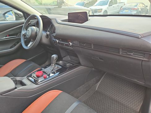 Used 2024 MAZDA CX-30 Carbon image 6