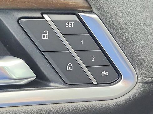 New 2026 Chevrolet Silverado 1500 High Country w/ Technology Package AWD/4WD image 16