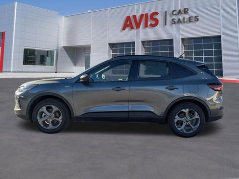 Used 2025 Ford Escape ST-Line image 2
