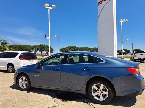 Used 2024 Chevrolet Malibu LT FWD image 6