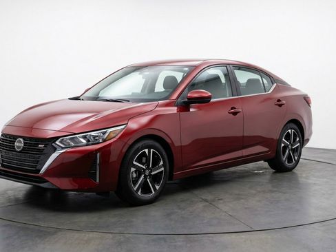 Used 2025 Nissan Sentra SV FWD image 3