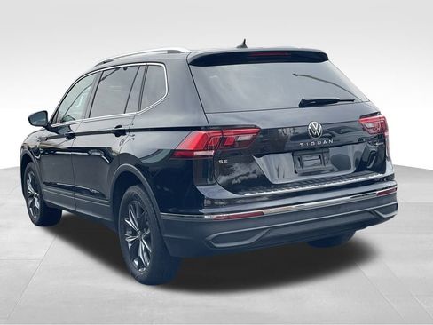 Certified 2023 Volkswagen Atlas SE image 5