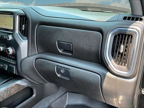 Used 2021 GMC Sierra 2500 Denali w/ Denali Ultimate Package AWD/4WD image 16