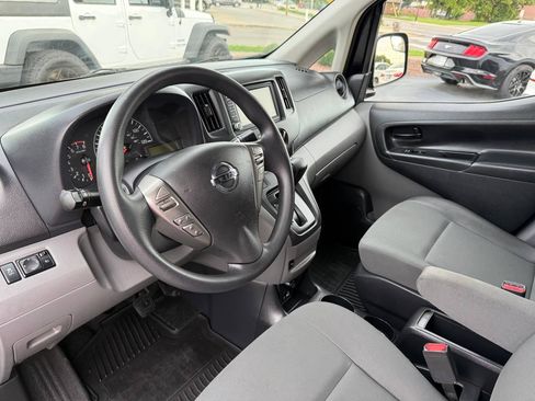 Used 2021 Nissan NV200 SV w/ Sliding Door Glass Package FWD image 15