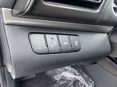 Used 2020 Hyundai Elantra SEL w/ Cargo Package (C1) image 24