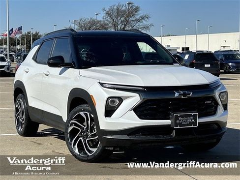 Used 2024 Chevrolet TrailBlazer RS w/ Convenience Package image 1