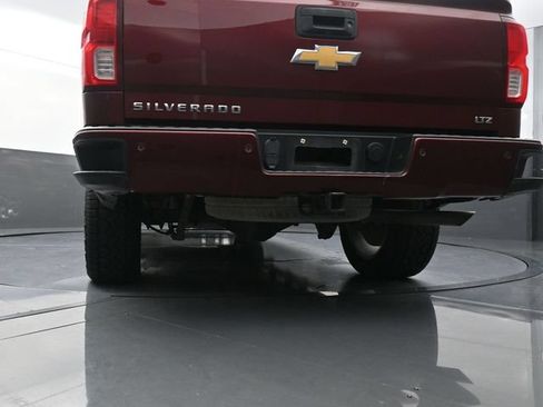 Used 2016 Chevrolet Silverado 1500 LTZ Z71 w/ LTZ Plus Package AWD/4WD image 36