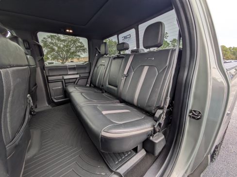 Used 2019 Ford F250 Platinum w/ Platinum Ultimate Package image 7