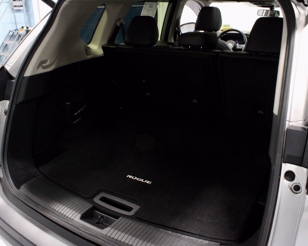 Certified 2023 Nissan Rogue SV w/ SV Premium B Package AWD/4WD image 14