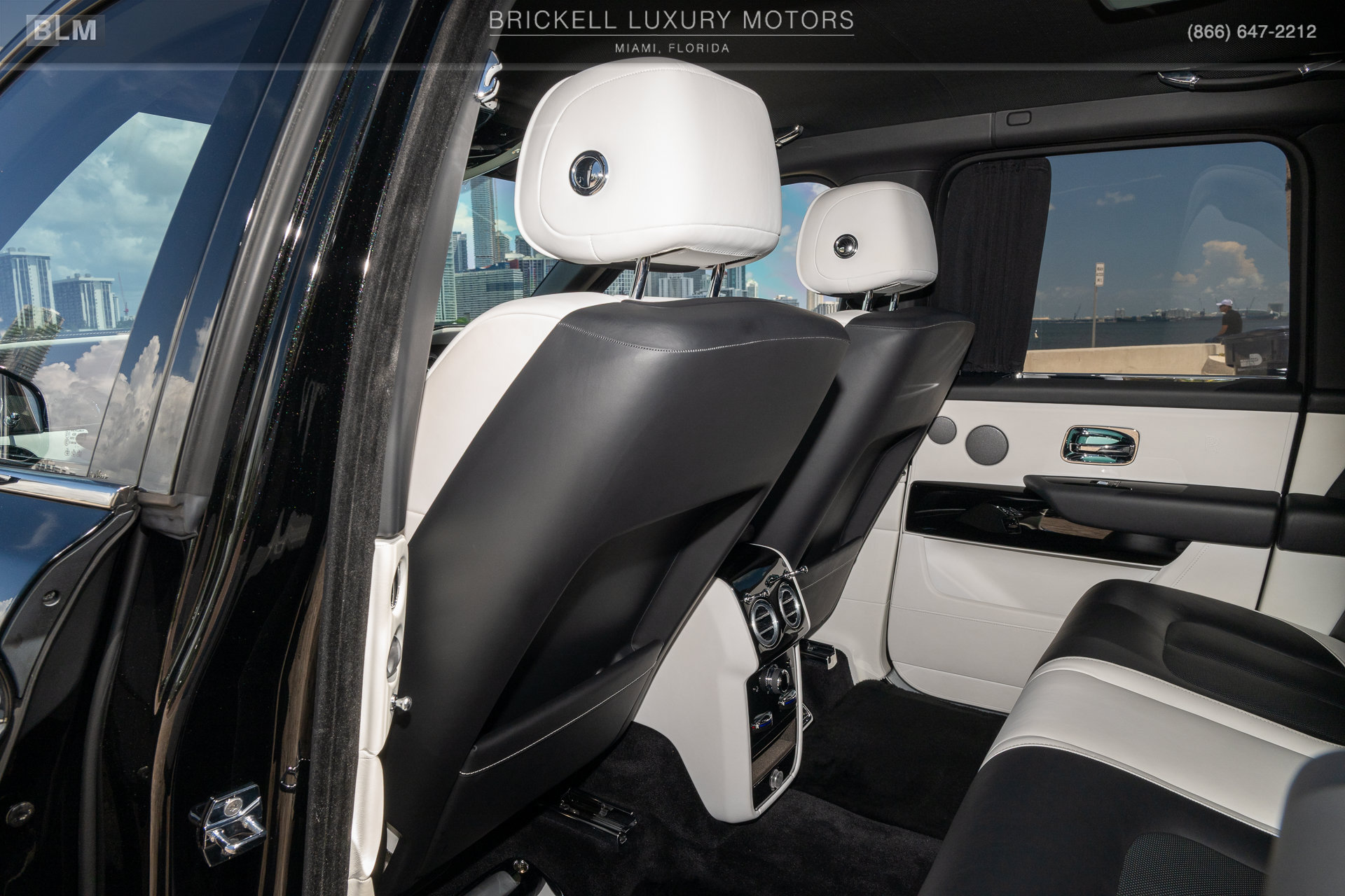 Used 2022 Rolls-Royce Cullinan AWD/4WD image 25