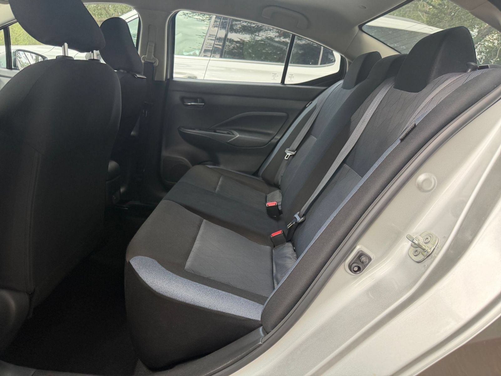 Used 2025 Nissan Versa SV FWD image 22