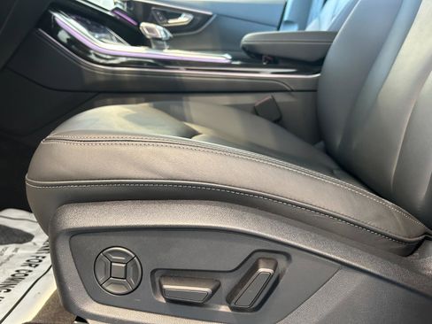Used 2025 Audi Q7 3.0T Premium Plus image 17
