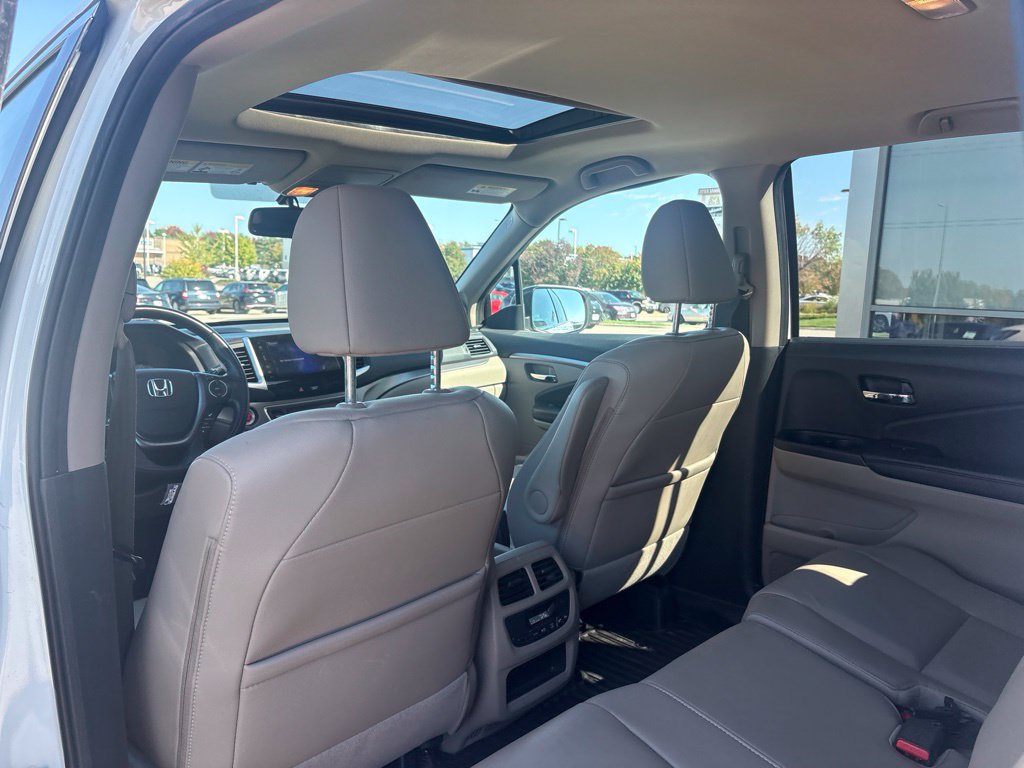 Certified 2018 Honda Pilot EX-L image 38