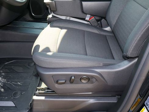 New 2026 GMC Sierra 2500 SLE AWD/4WD image 9