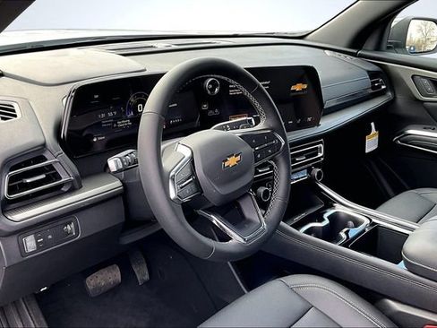 New 2026 Chevrolet Traverse LT w/ Driver Confidence Package image 7